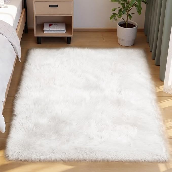 Goolela White Fluffy Fur Rug 4x6 Faux Sheepskin Fuzzy Shag White Rug for Bedroom Living Room Plush Washable Area Rug Rectangle