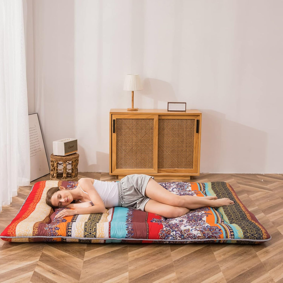 Bohemian Retro Floor Mattress Vintage Floral Japanese Futon Mattress Roll Up Thicken Sleeping Bed Portable Camping Mattress Floor Lounger Couch Bed Mattress Pad, King Size